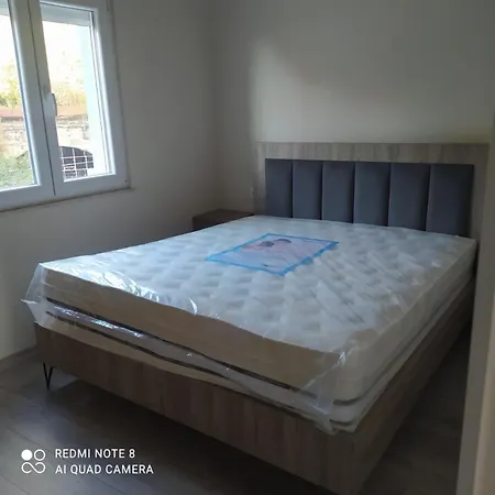 Apartmán Shkoze *